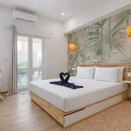 Apartman Designer Furnished With Yard Aroc1-1 *